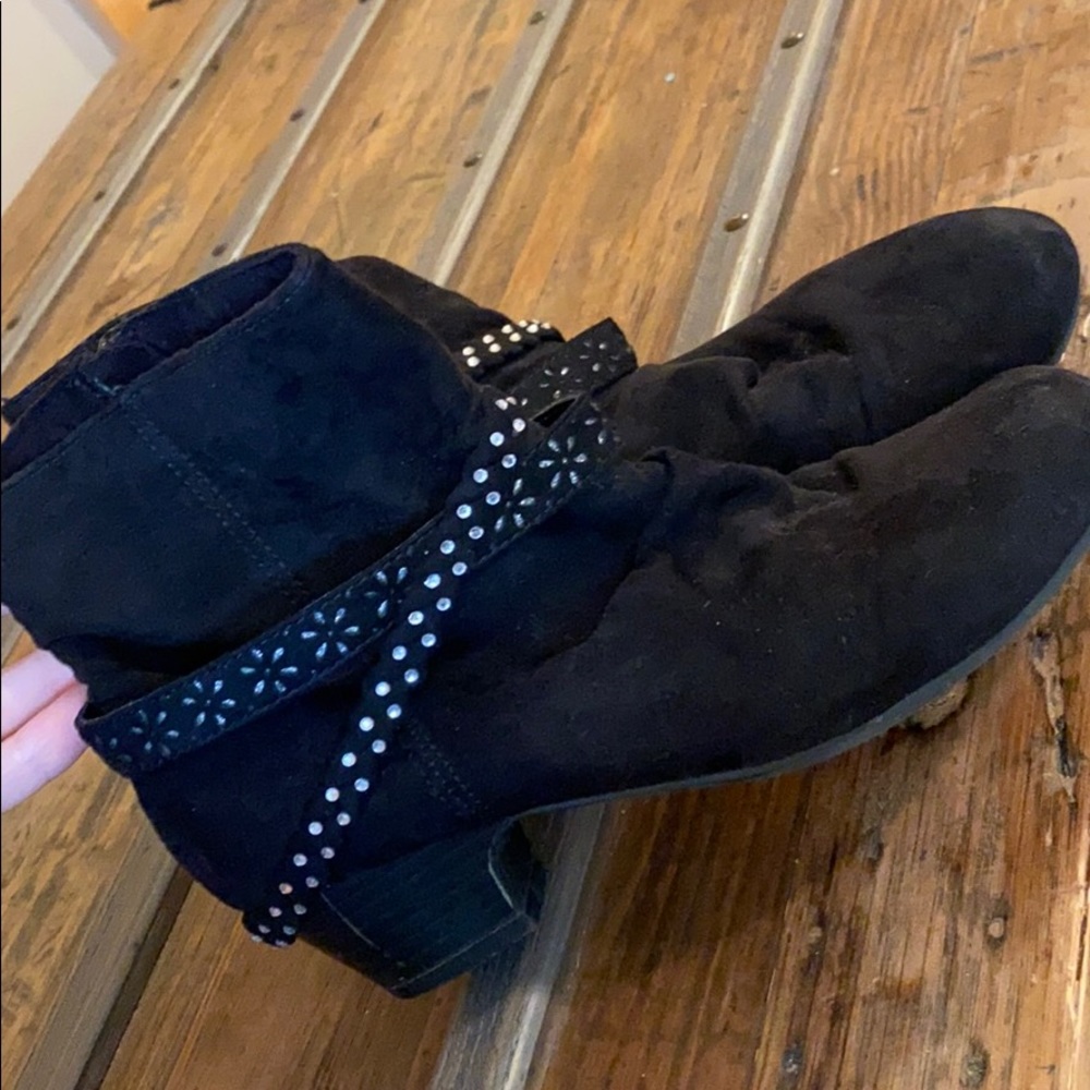 Black booties with side zipper